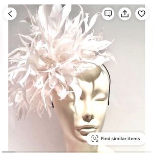 White Feather Fascinator